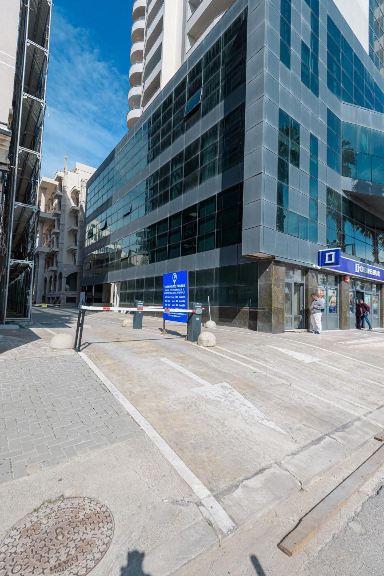 Lux Holidays Durrës Exterior foto